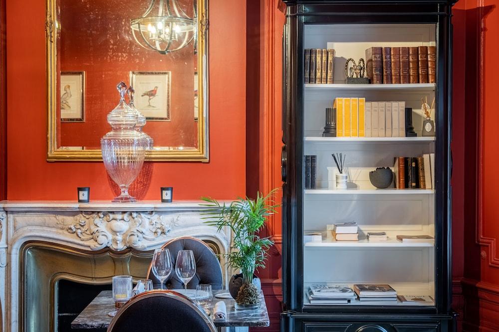 Le Palais Gallien Hotel & Spa Burdeos Exterior foto The Library at The Ivy, St John's Wood